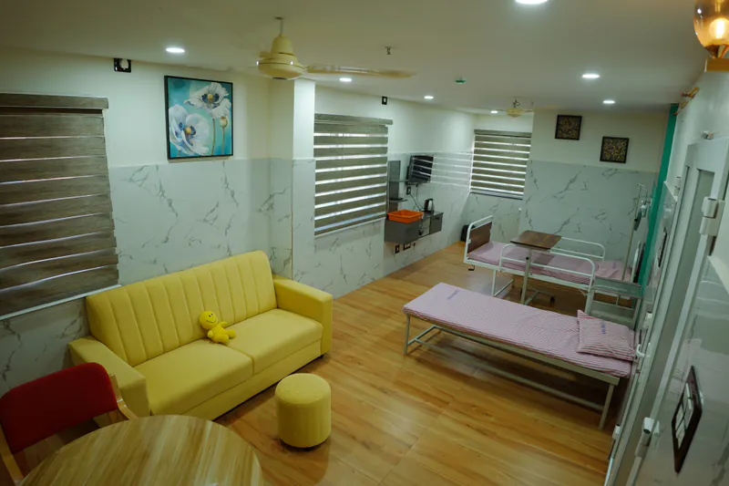 Deluxe Ward — Air-Conditioned Private Rooms